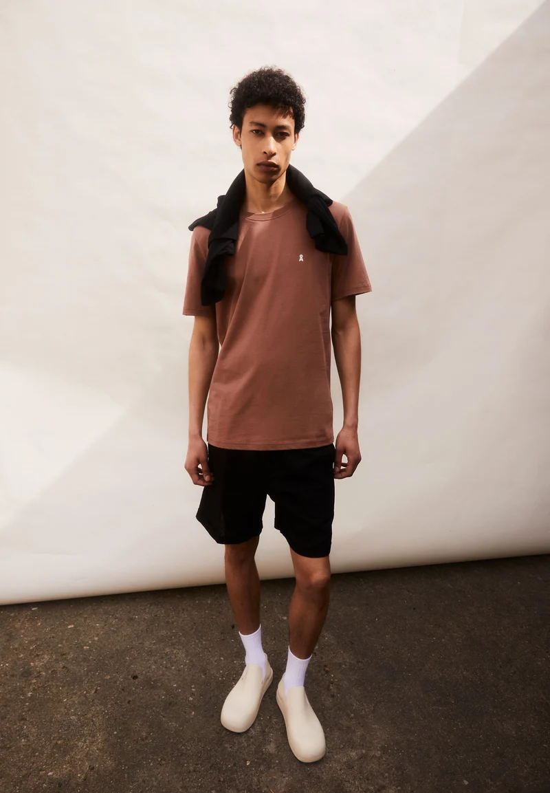 LAARON T-SHIRT | nutshell