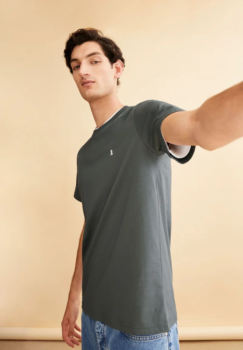 LAARON T-SHIRT | space steel