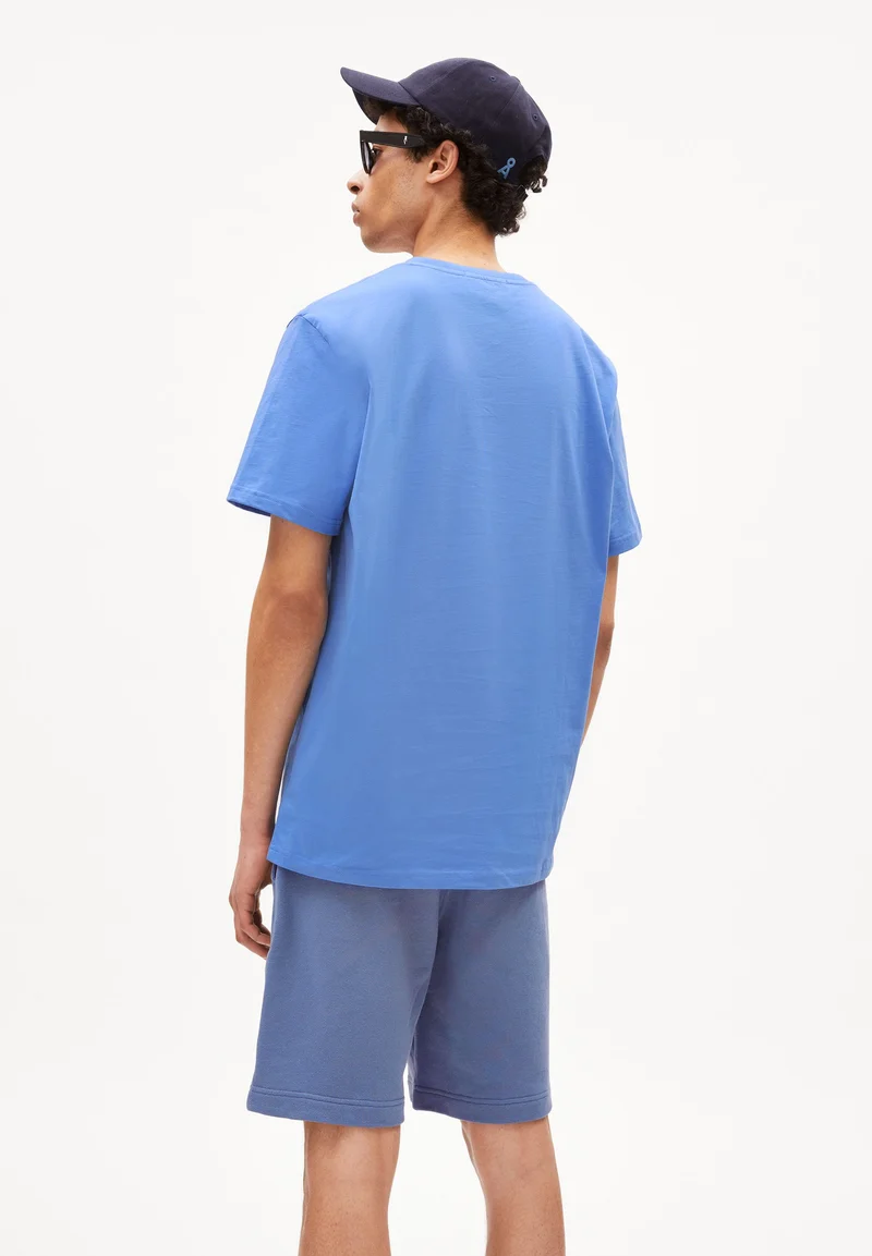 LAARON T-SHIRT | blue bloom