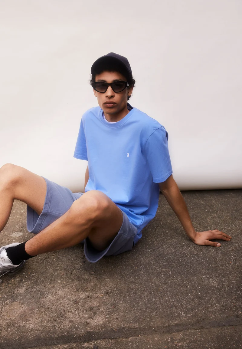 LAARON T-SHIRT | blue bloom
