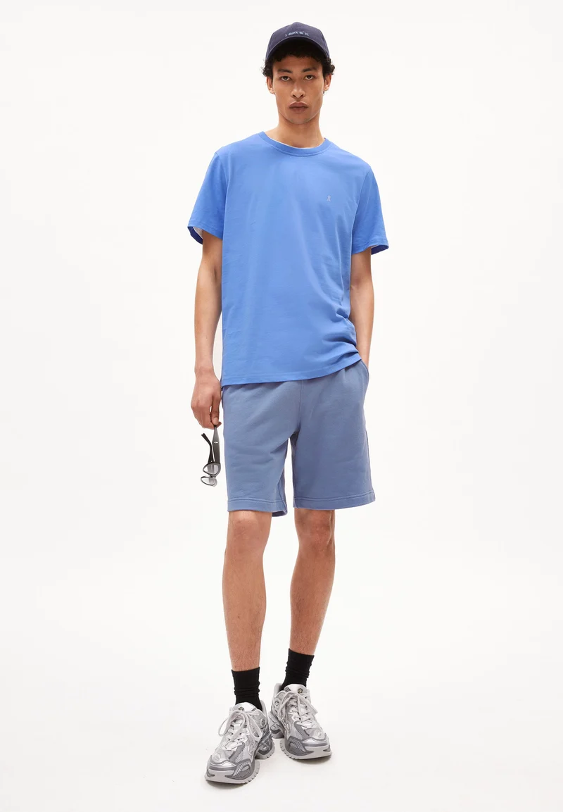 LAARON T-SHIRT | blue bloom
