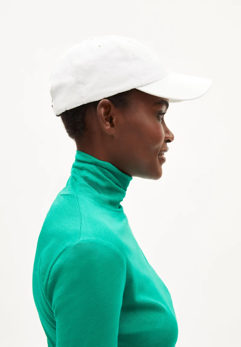 YENAAS BOLD KAPPE | white