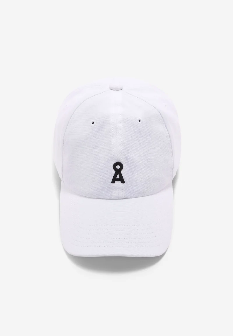 YENAAS BOLD KAPPE | white