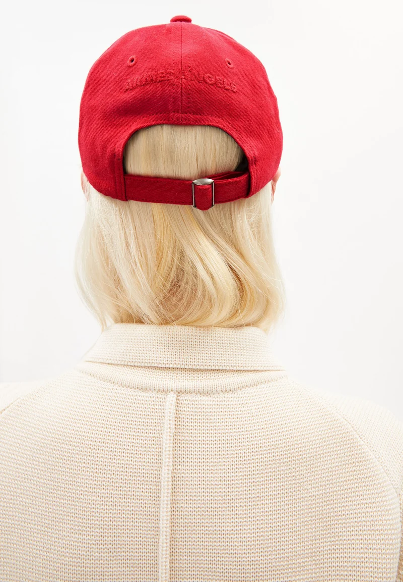 YENAAS BOLD KAPPE | dark poppy