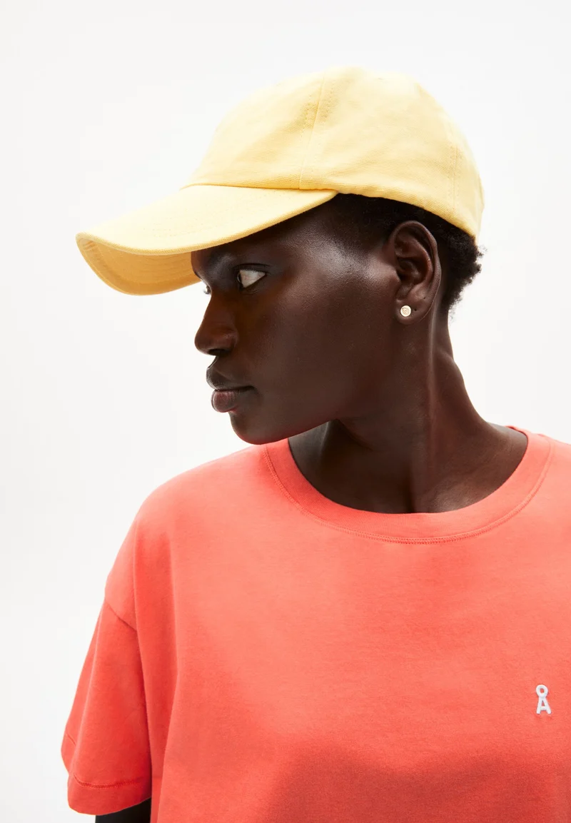 YENAAS BOLD KAPPE | straw