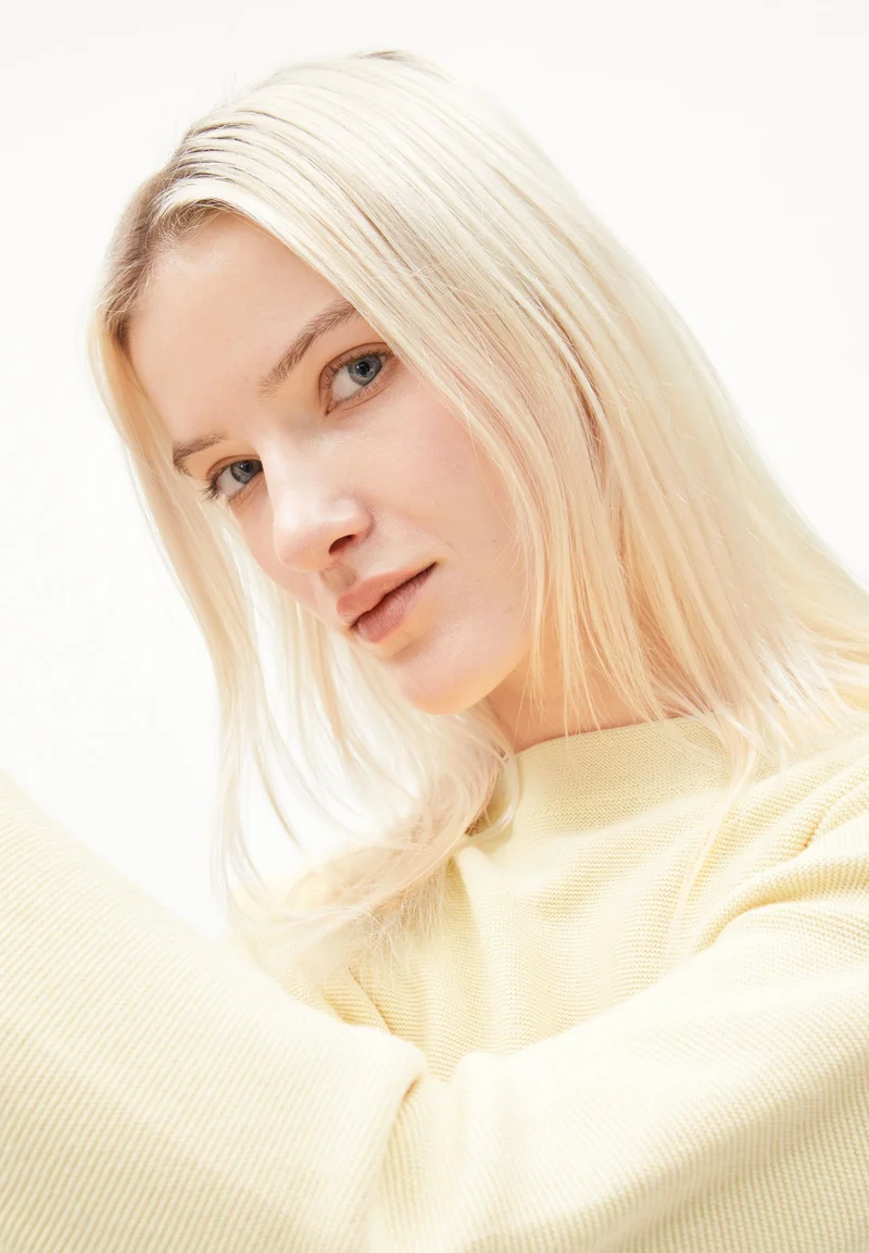MERINAA STRICKPULLOVER | early yellow
