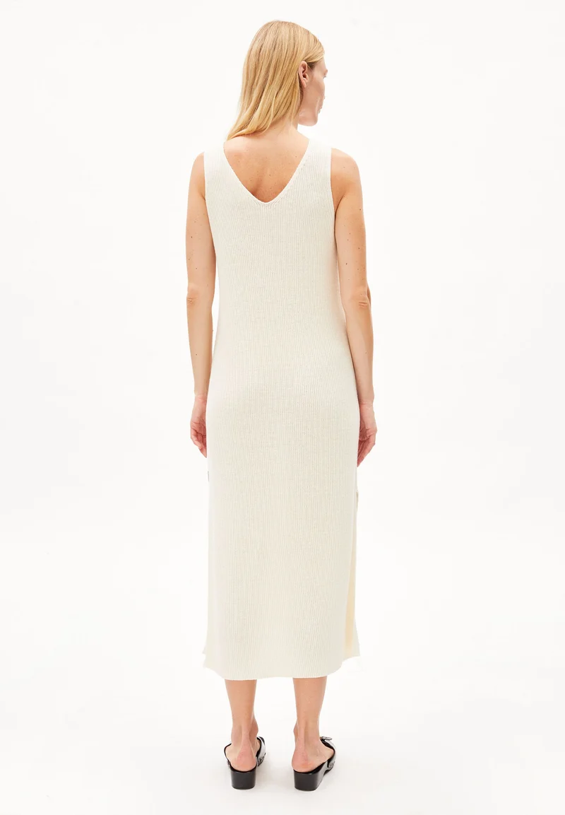 CAROLINIAA LINO | off white