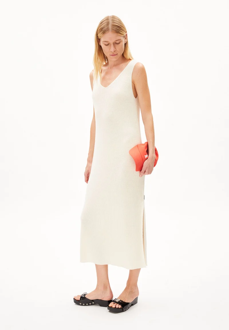 CAROLINIAA LINO | off white