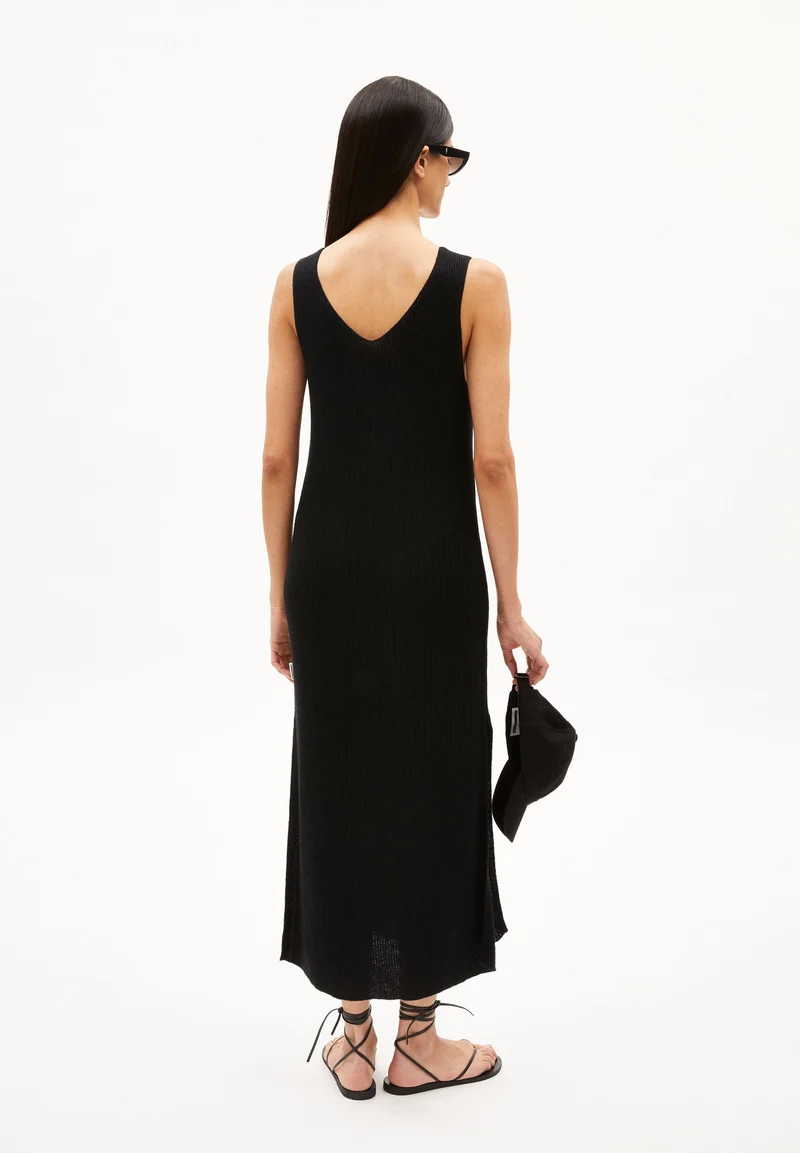 CAROLINIAA LINO | black