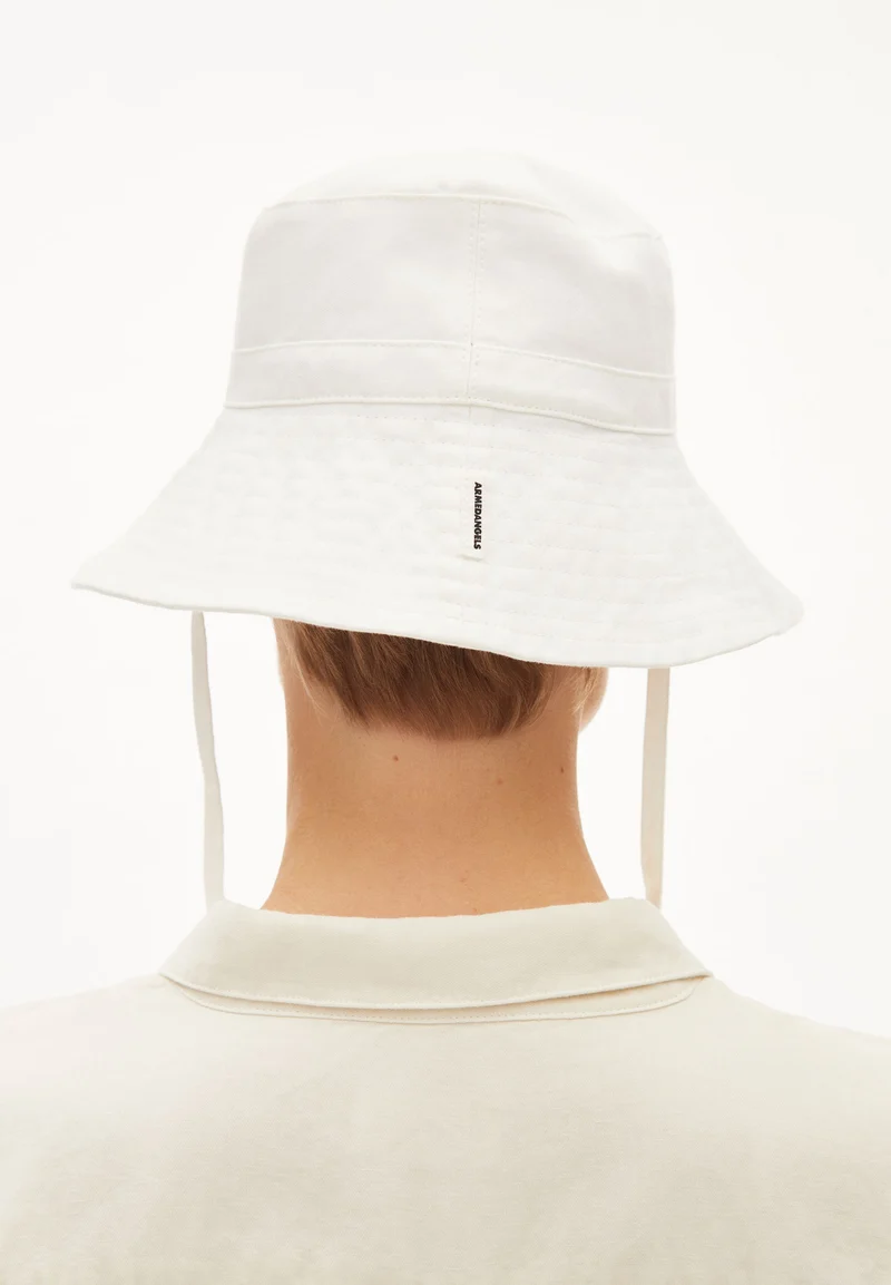 HAALEY LINO | off white