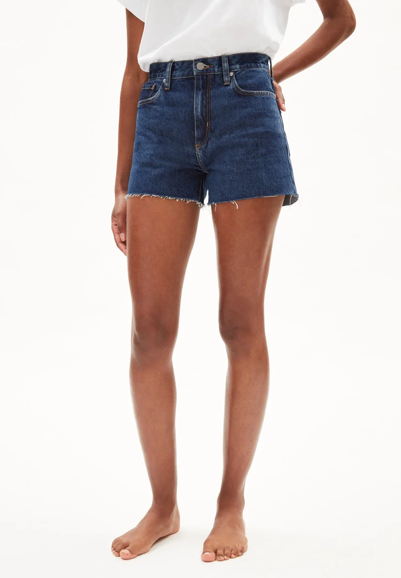 LEMEAA | dark salty blue