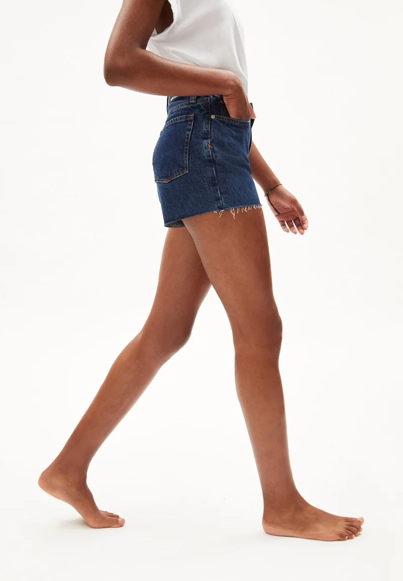 LEMEAA | dark salty blue