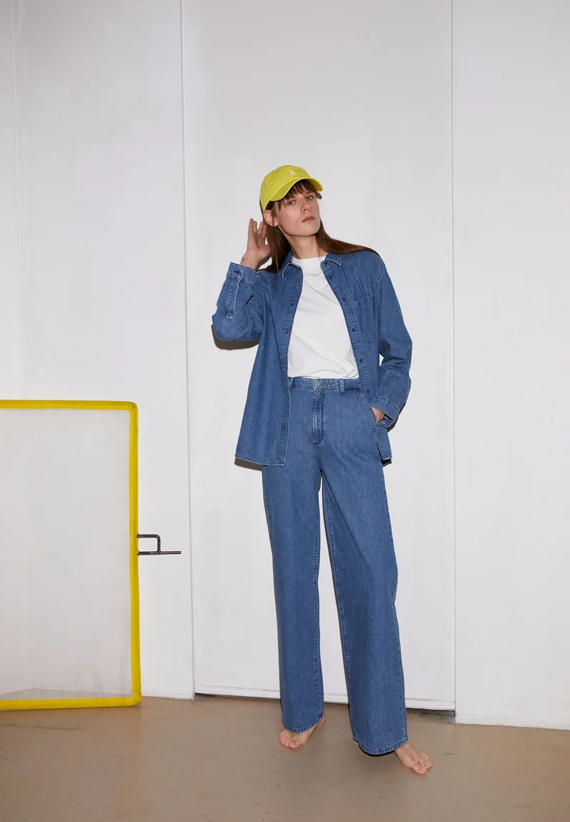JEAANNE DEMI | iced indigo