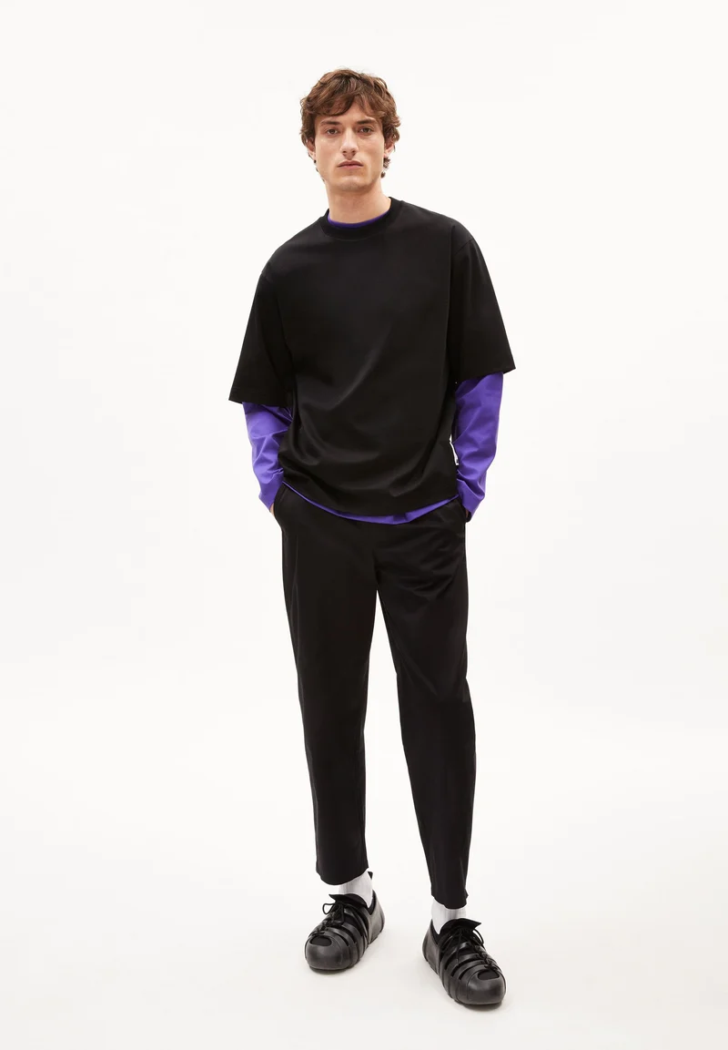 VARAAS PREMIUM | black