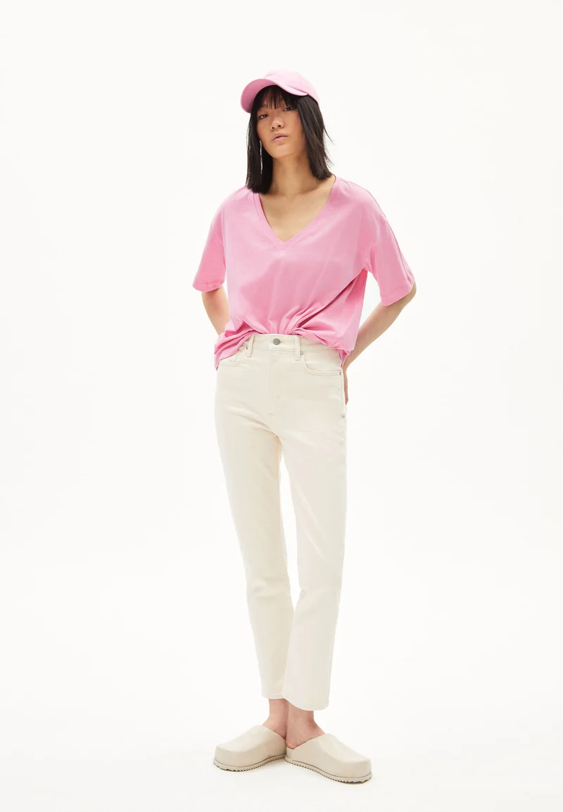 DEMIKAA | raspberry pink