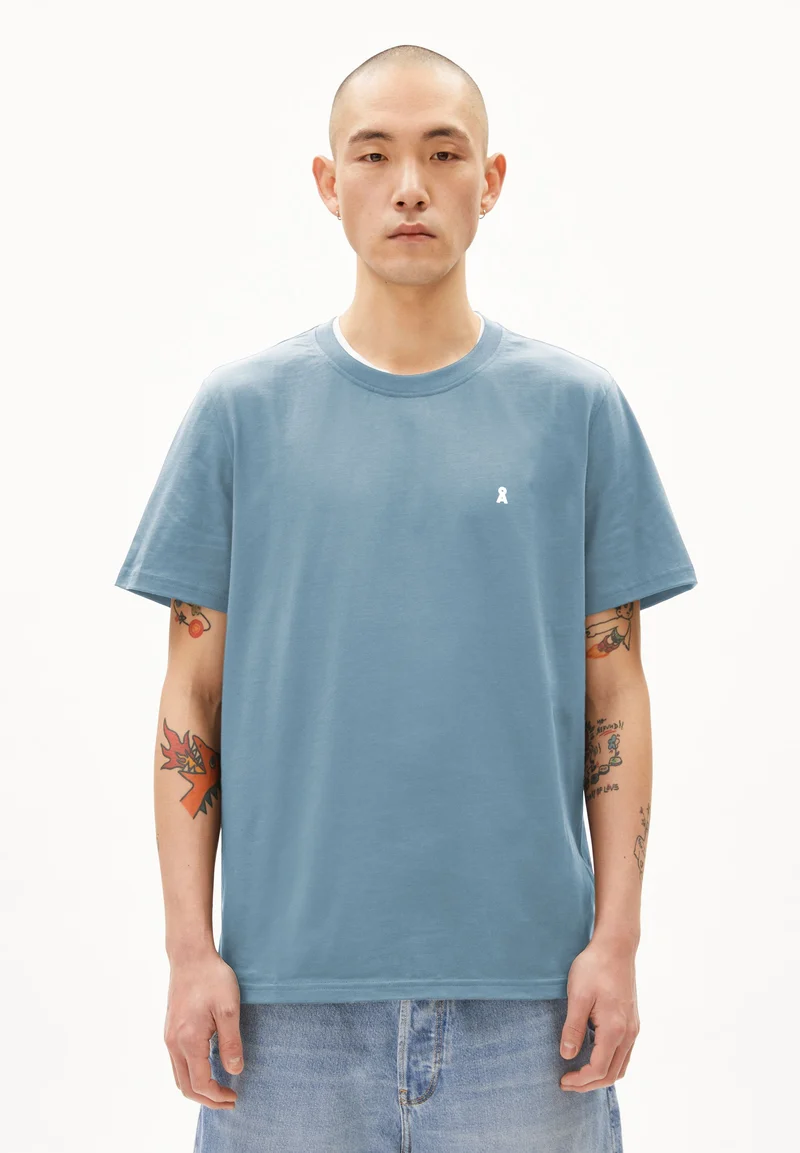 LAARON T-SHIRT | pigment blue