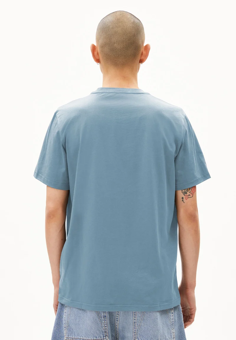 LAARON T-SHIRT | pigment blue