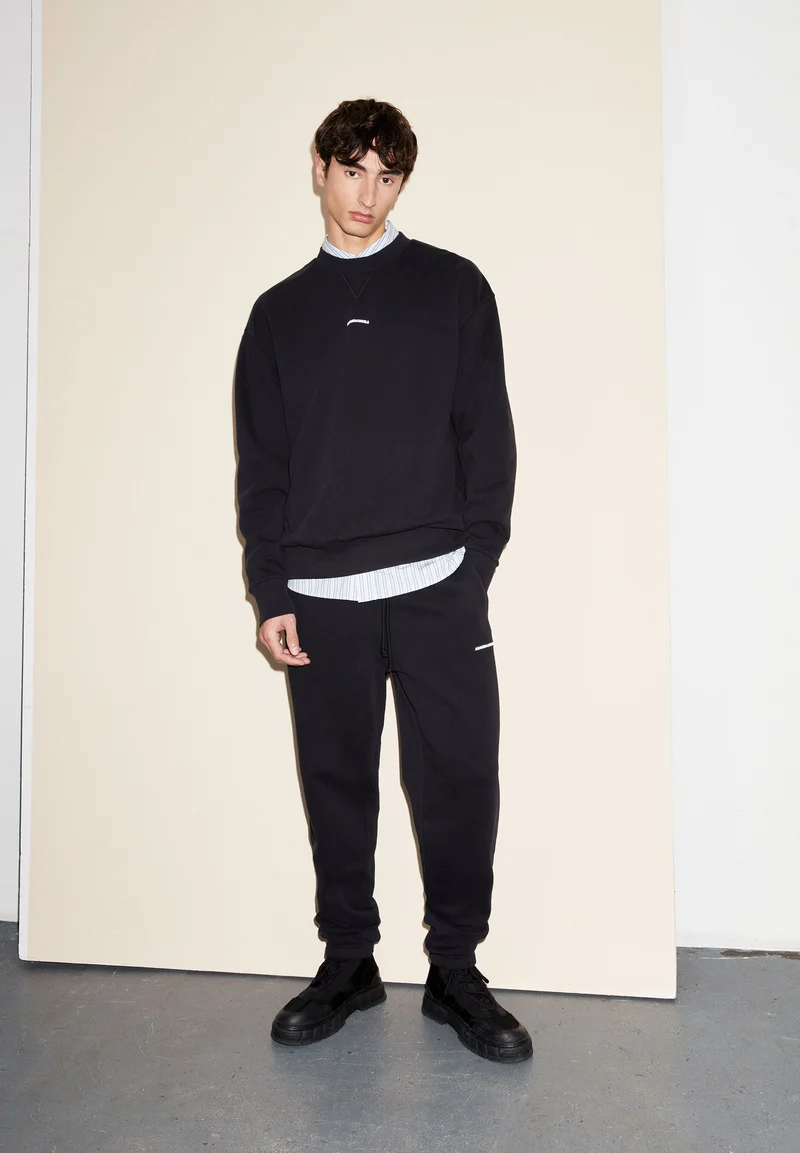 THAAO PREMIUM | black