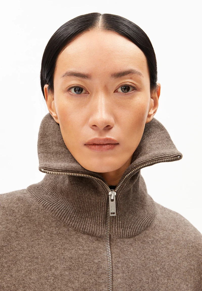 JOANIAAS STRICKJACKE | cinnamon dust melange