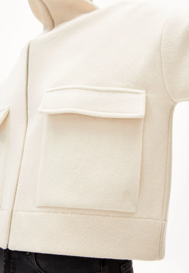 JOANIAAS STRICKJACKE | oatmilk-oatmilk