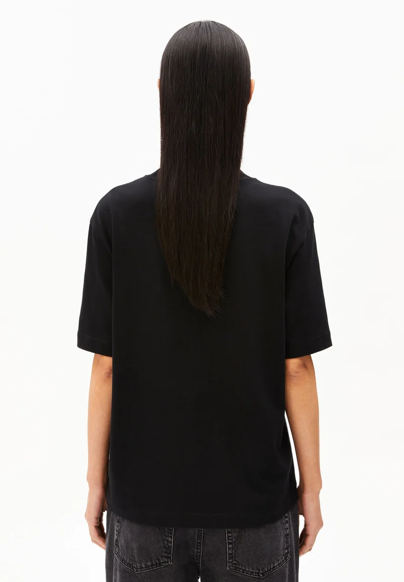 TARJAA T-SHIRT | black