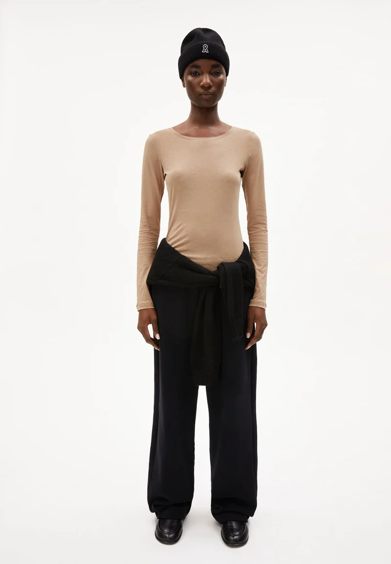 ENRICCAA SOFT | cinnamon dust
