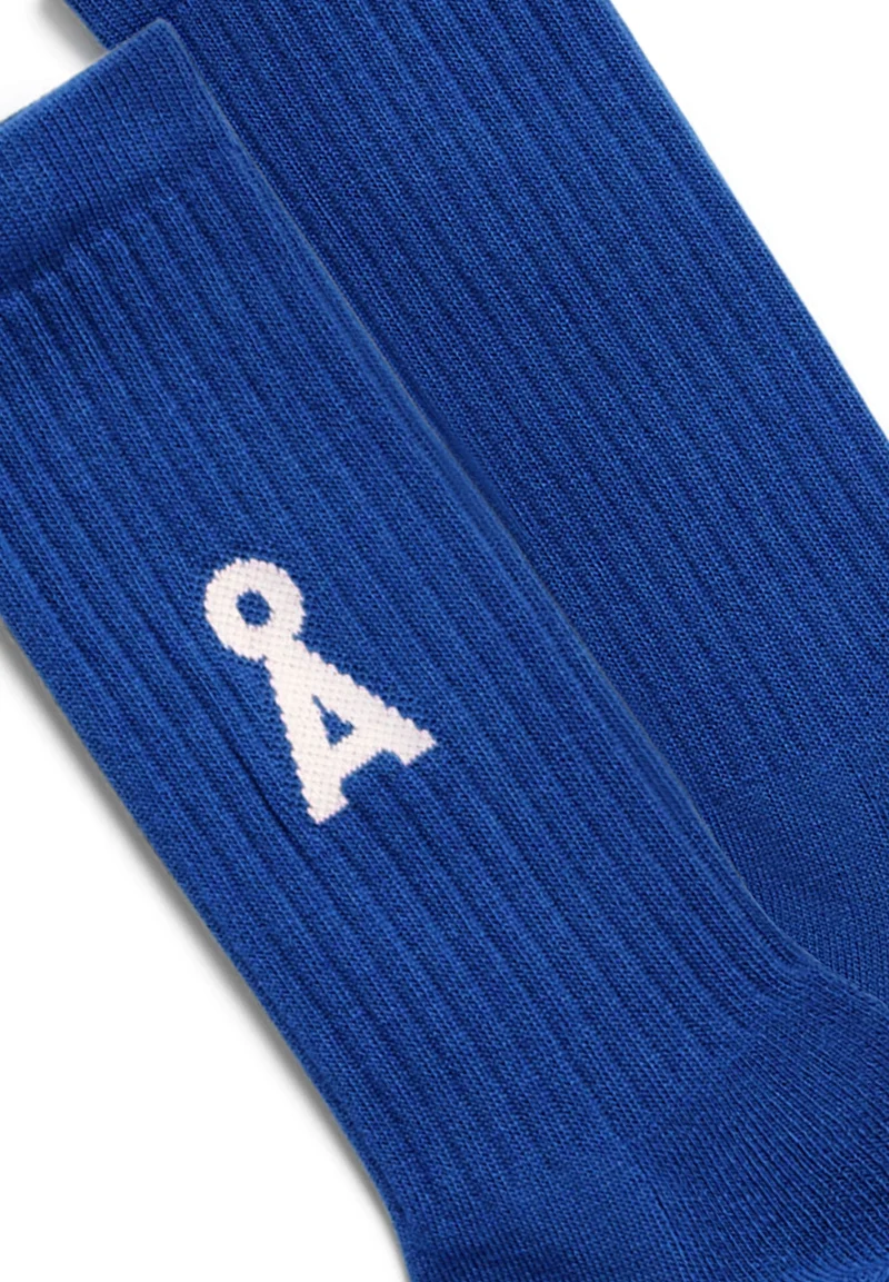 SAAMUS BOLD | dynamo blue