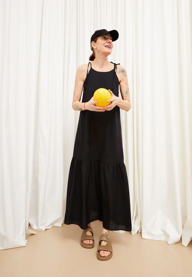 ALDINAA | black
