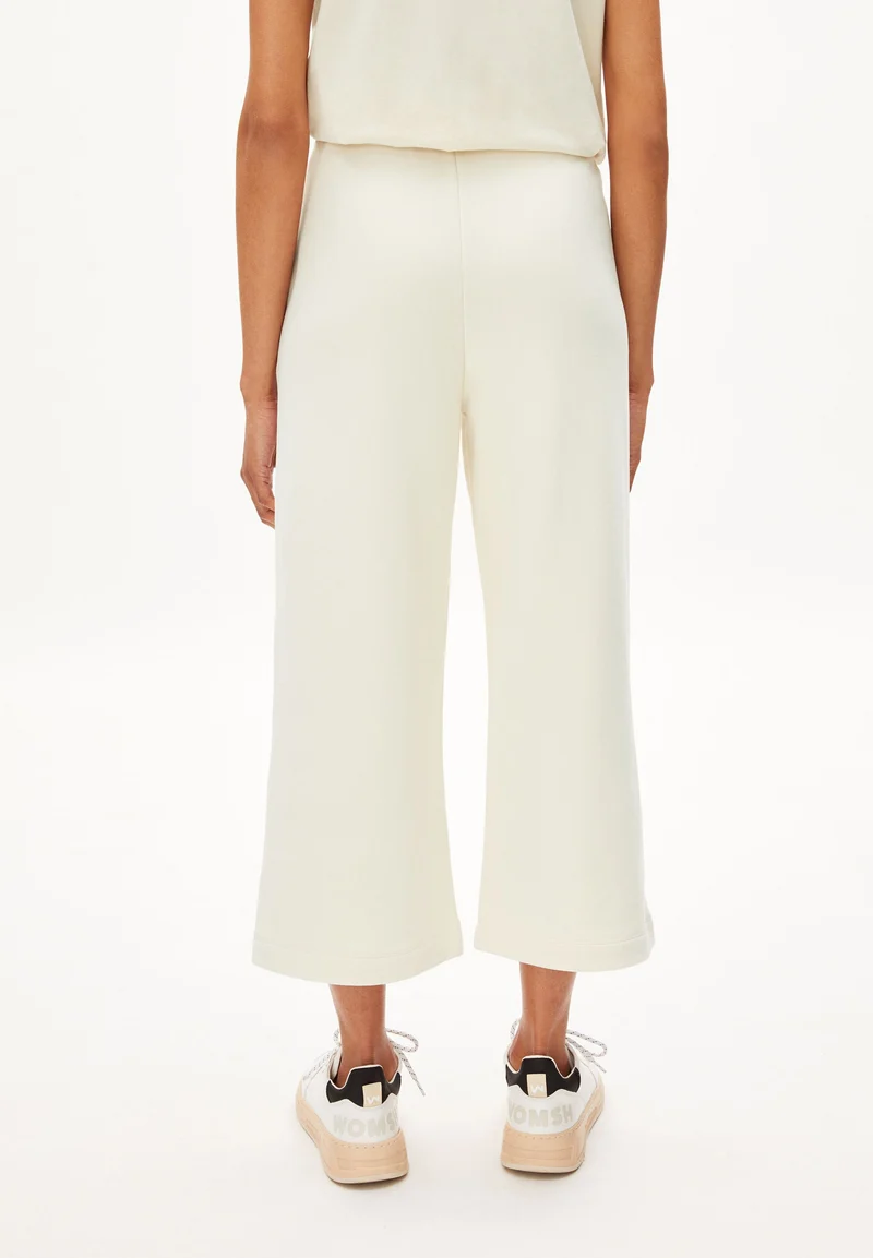 RIVAANA | undyed