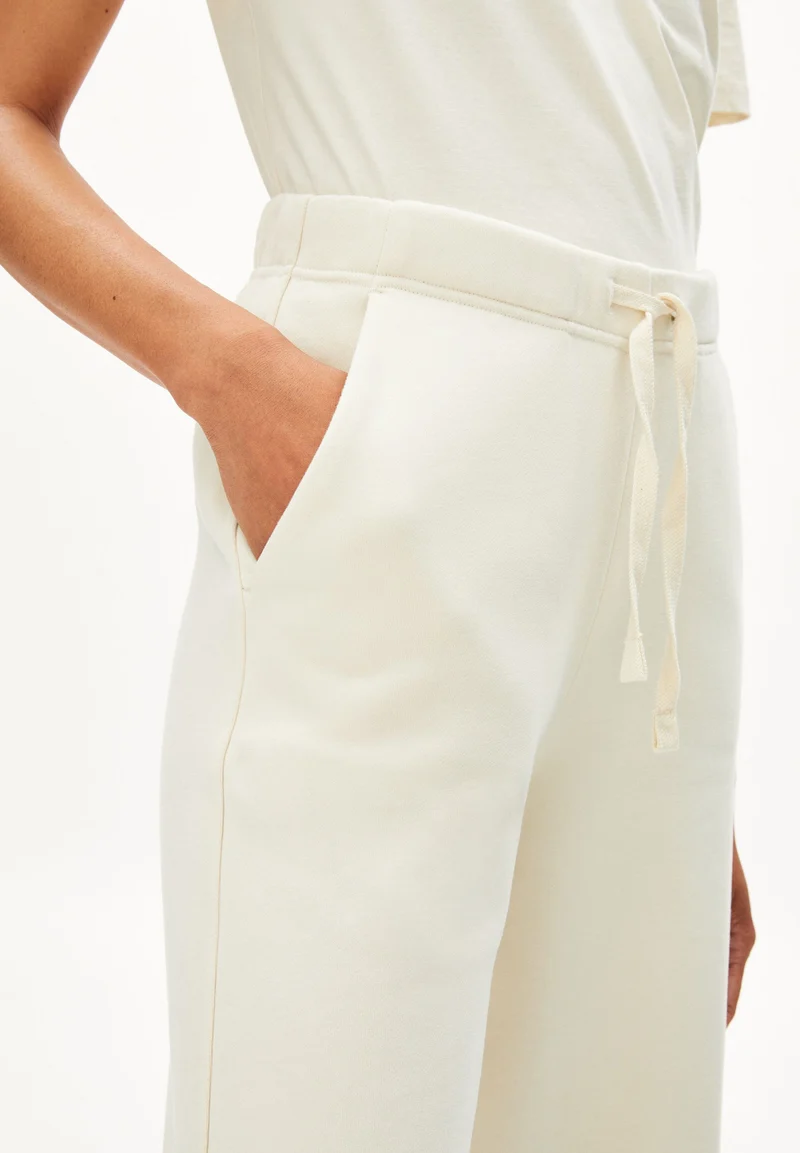 RIVAANA | undyed