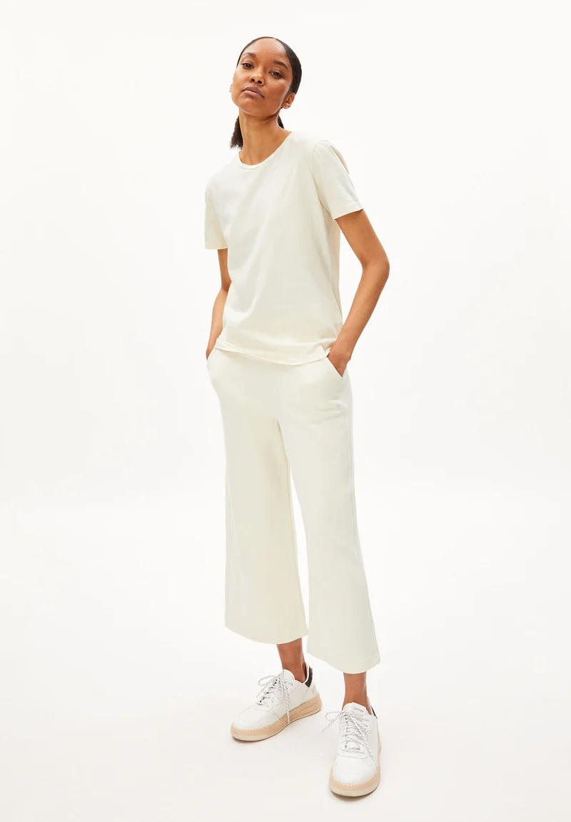 RIVAANA | undyed