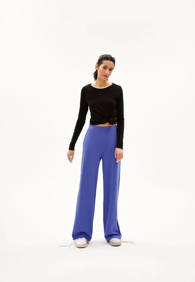 JAALIA | black