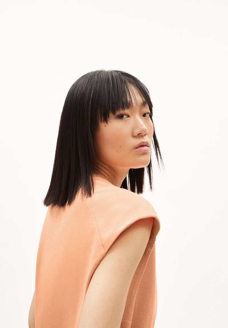 IRAKAA | warm peach