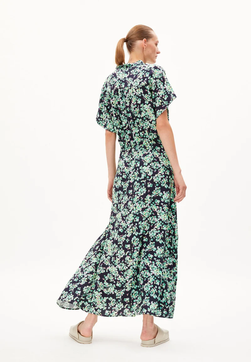 SWAANTJE DITSY FLORAL | night sky