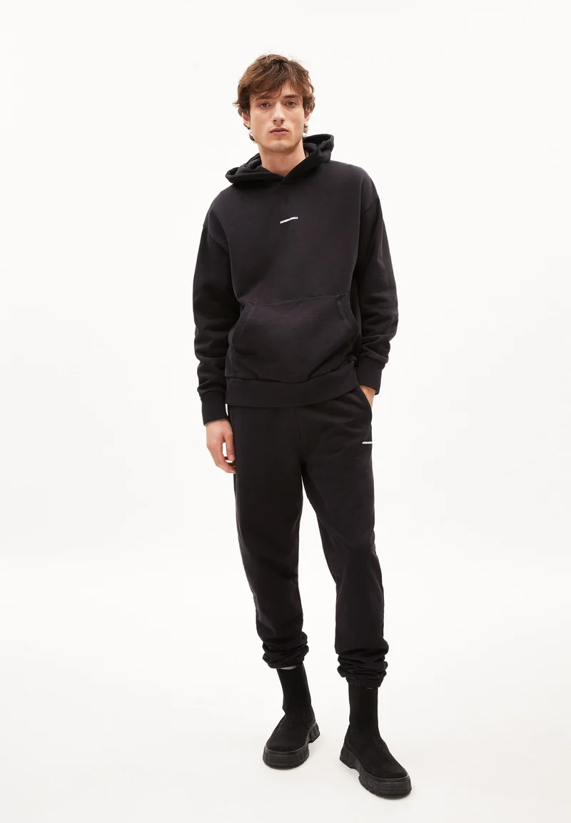 KHAALO PREMIUM | black