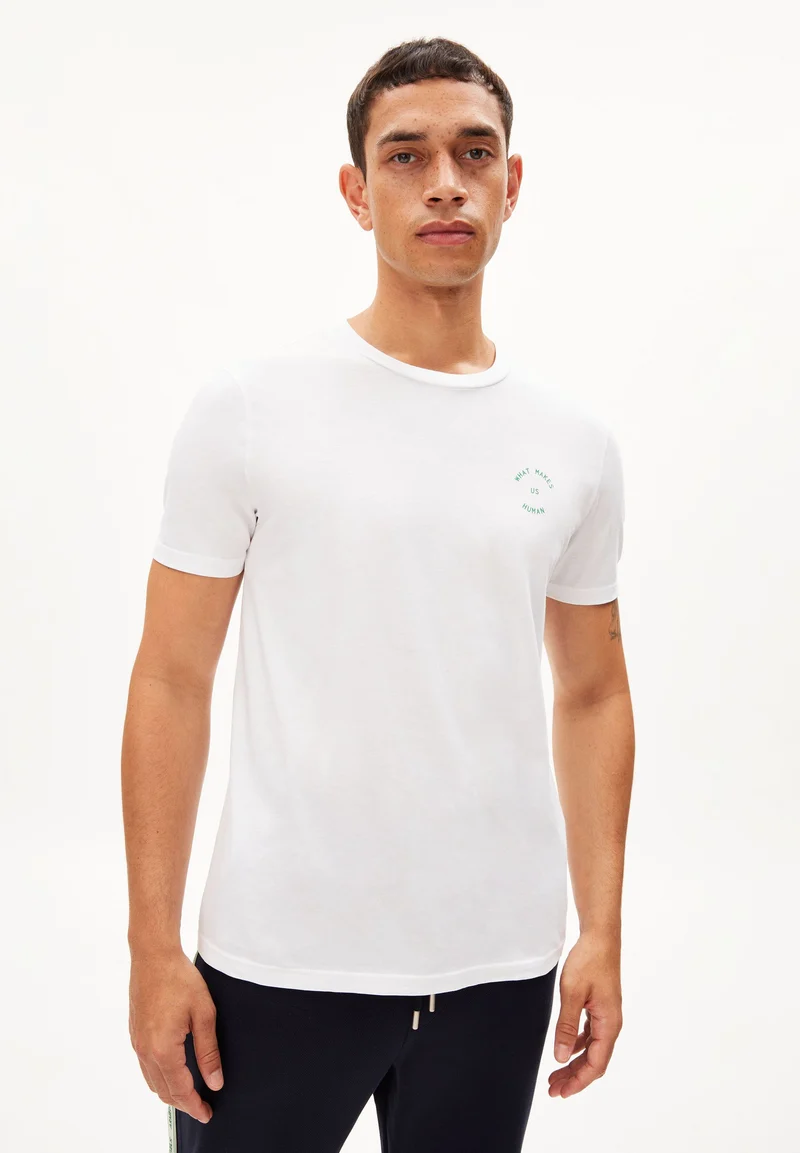 JAAMES HUMAN | white