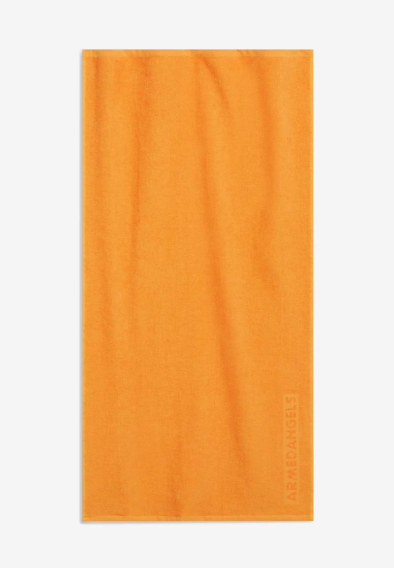 AARNI | apricot