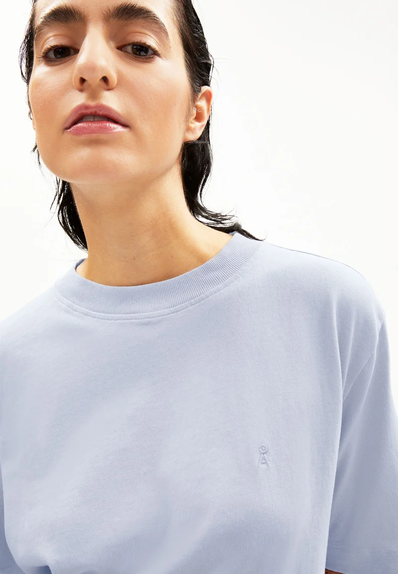 TARJAA T-SHIRT | morning sky