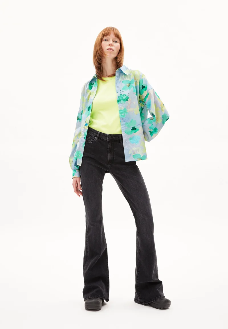 DAAPHNA AQUA FLORAL | morning sky
