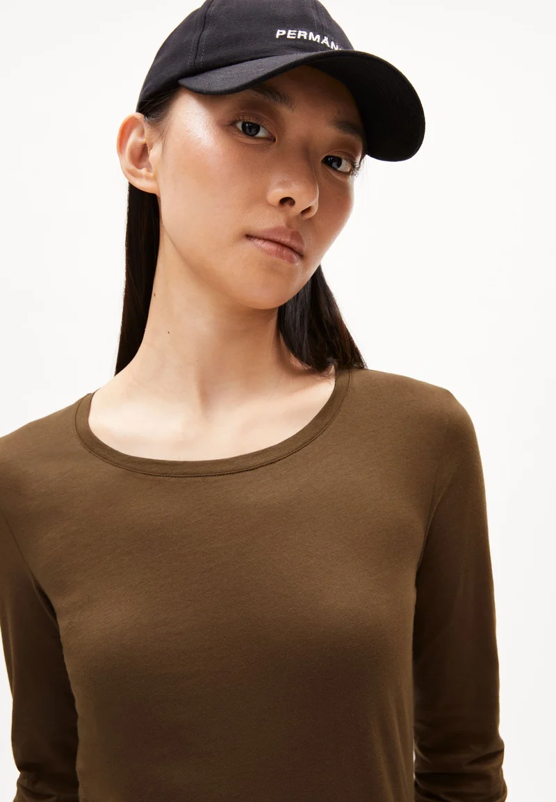 ENRICCAA SOFT | dried moss