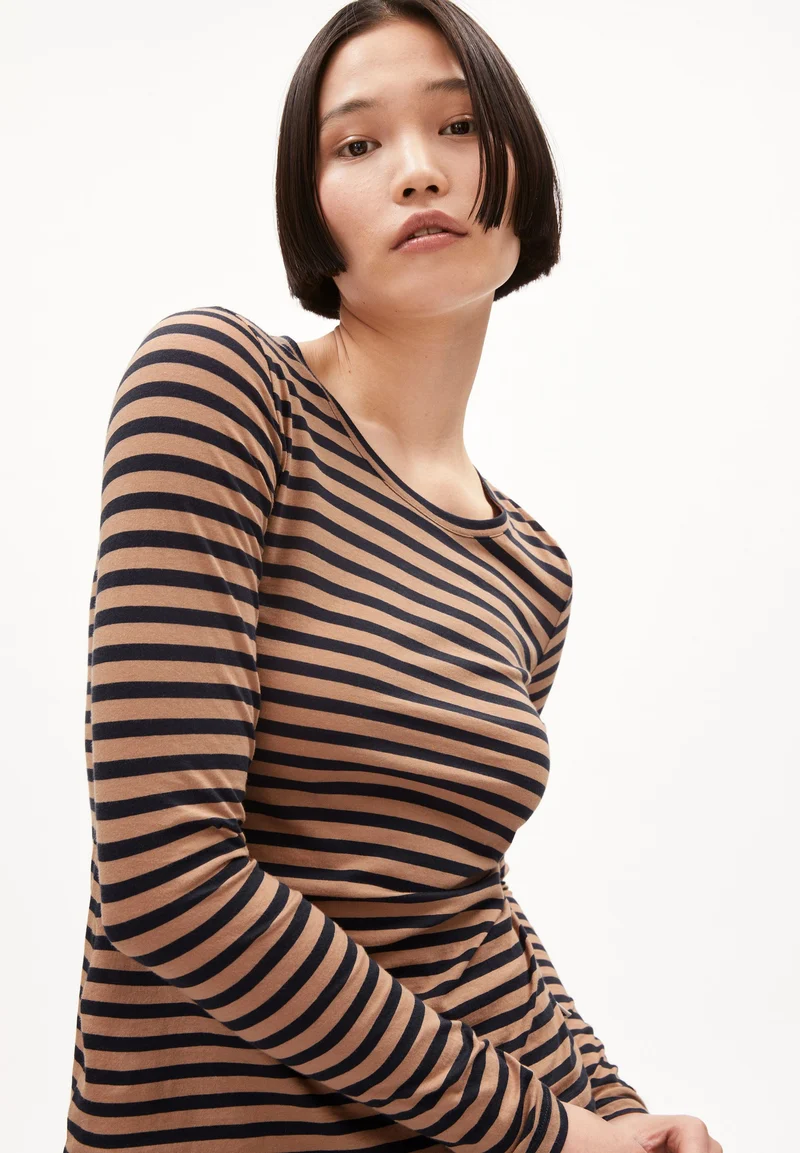 ENRICCAA STRIPES | cinnamon dust-night sky