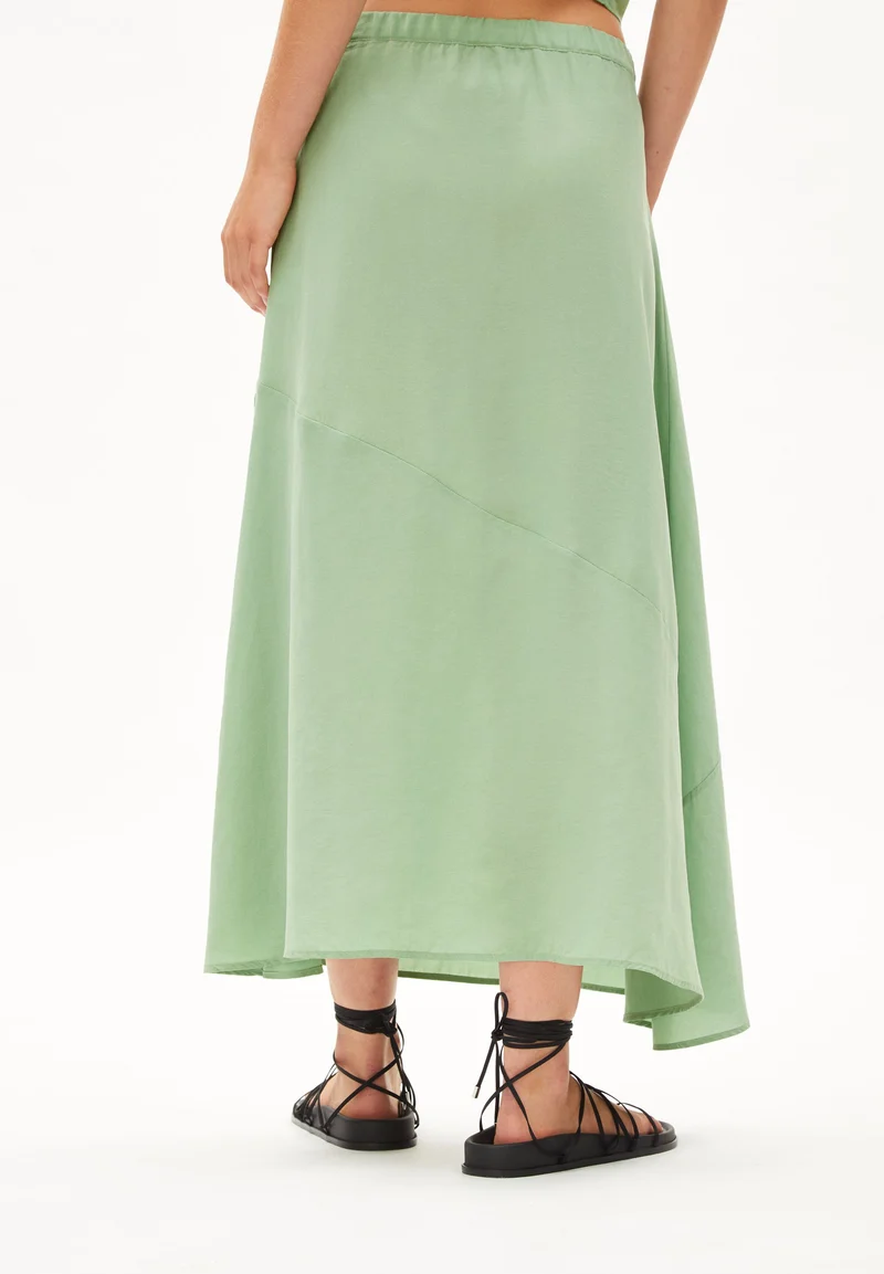 MAGAALI | smith green