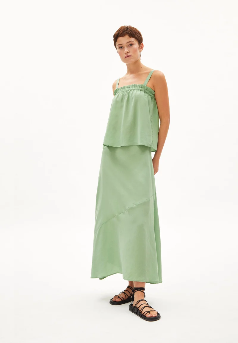 MAGAALI | smith green