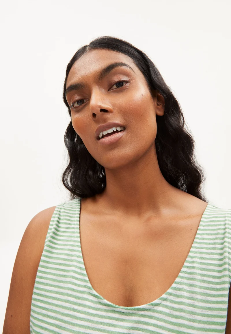 MINAAMI LITA TOP | smith green-oatmilk