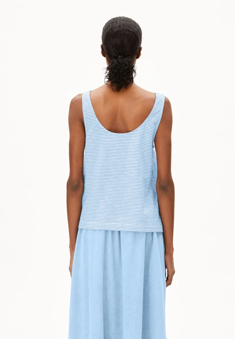 MINAAMI LITA TOP | oatmilk-silky blue