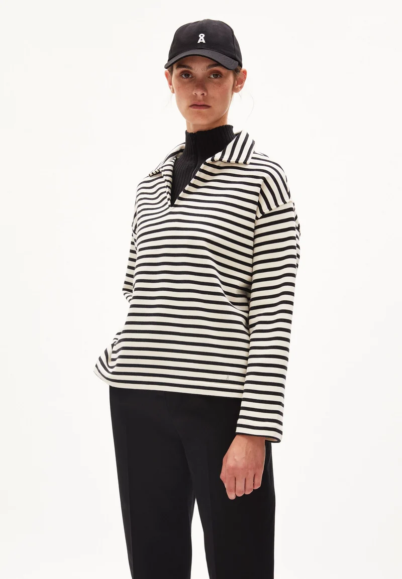 NAIRAA STRIPE | undyed-black