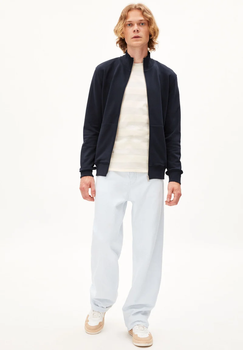 BAARLO COMFORT | night sky