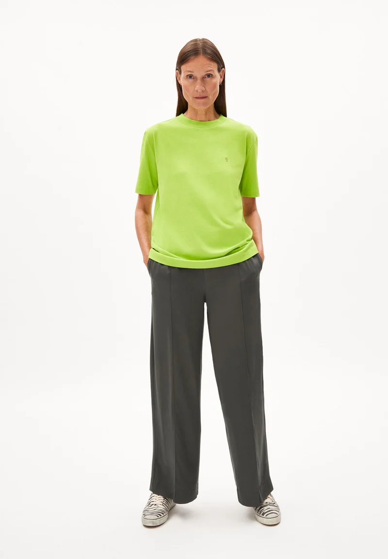 TARJAA T-SHIRT | super lime