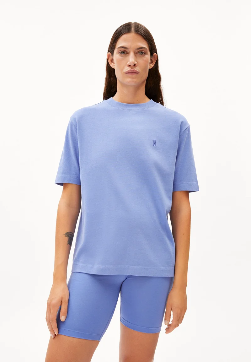 TARJAA T-SHIRT | blue bloom