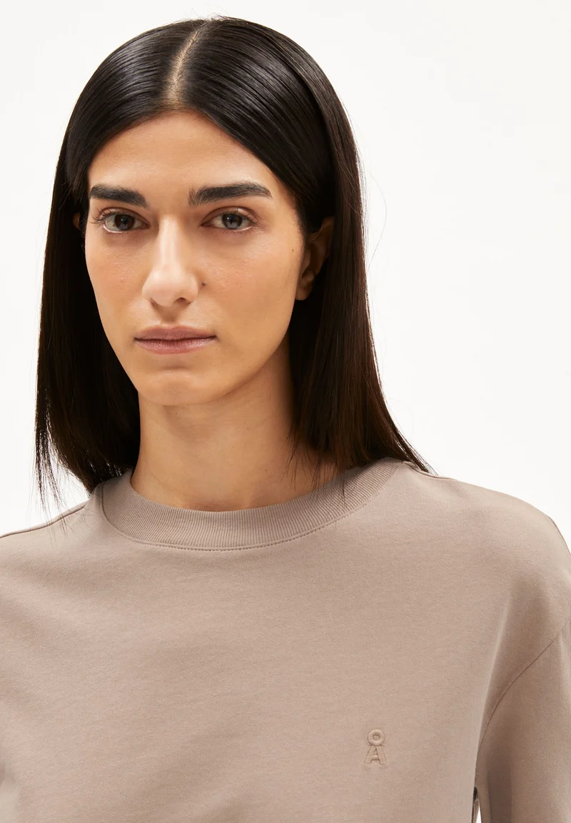 TARJAA T-SHIRT | cinnamon dust